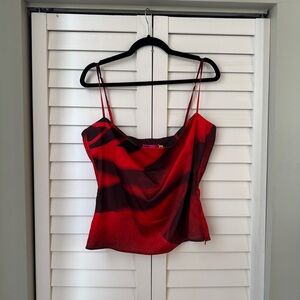 NWT Tyler McGillivary Charlie tank in magnified rose print XL red black